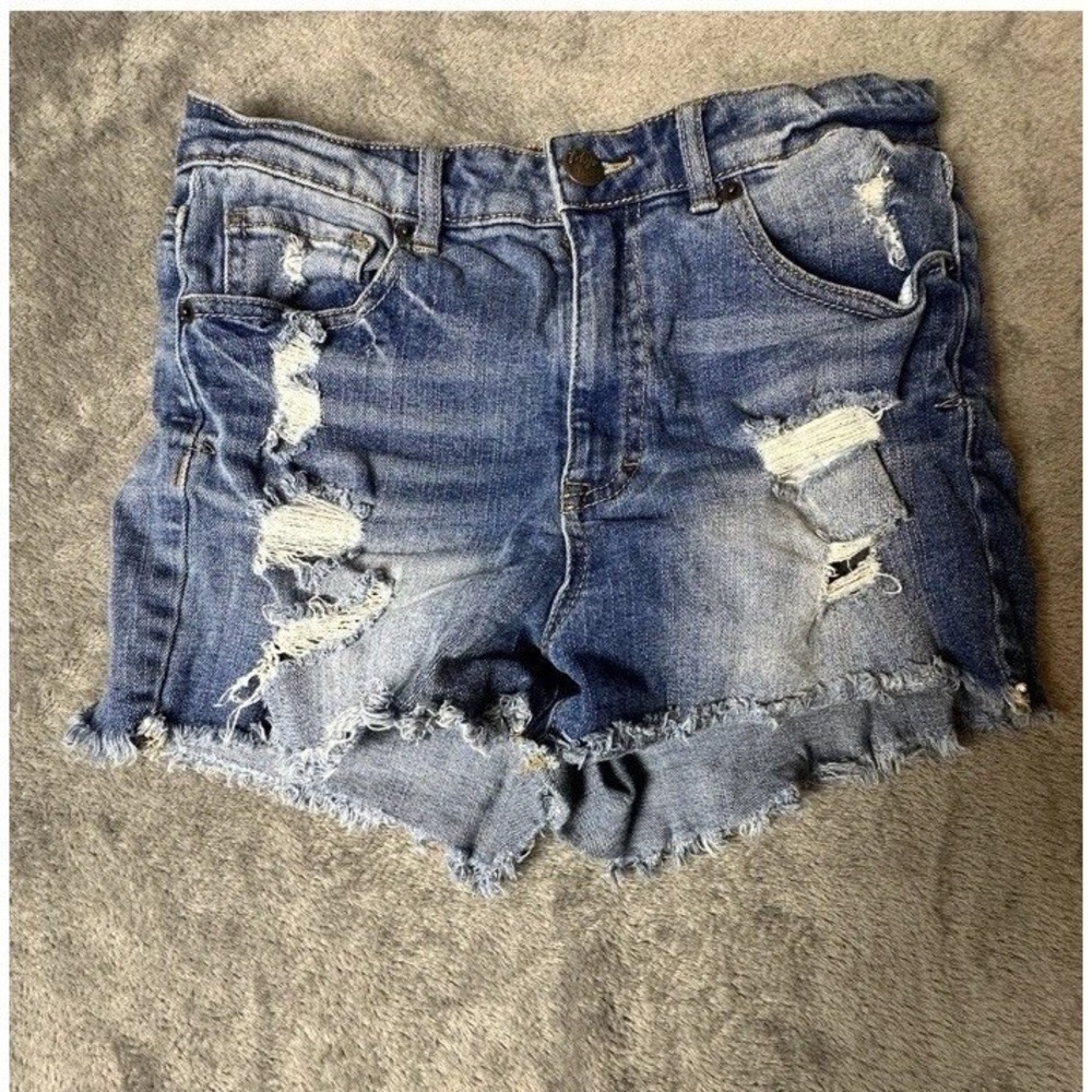 Tokyo Darling Super High Waist Shorty Shorts Women's Size 4 Distressed Denim